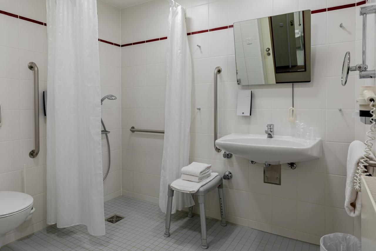 Globana Airport Hotel photo 4