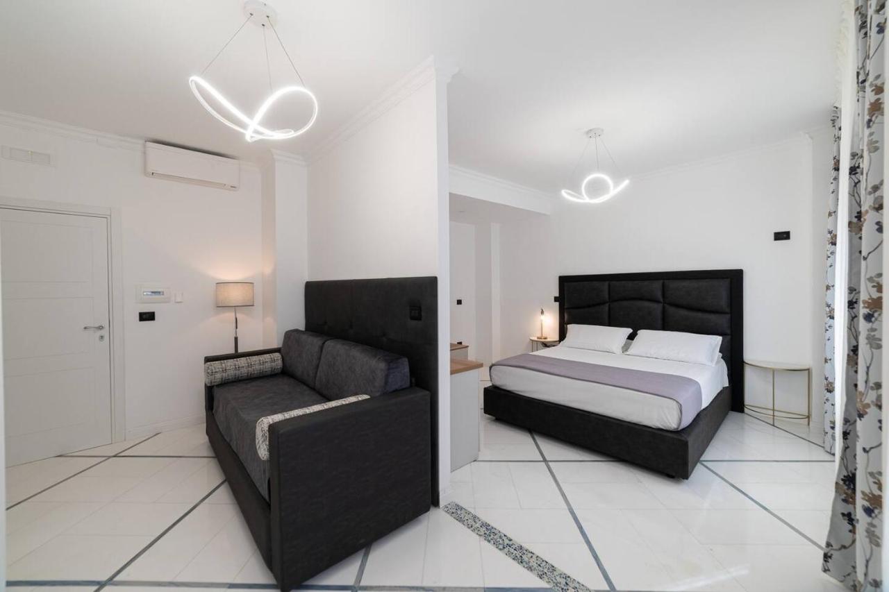 Apart Hotel Suite Italy Naples Chiaia Mergellina photo 3