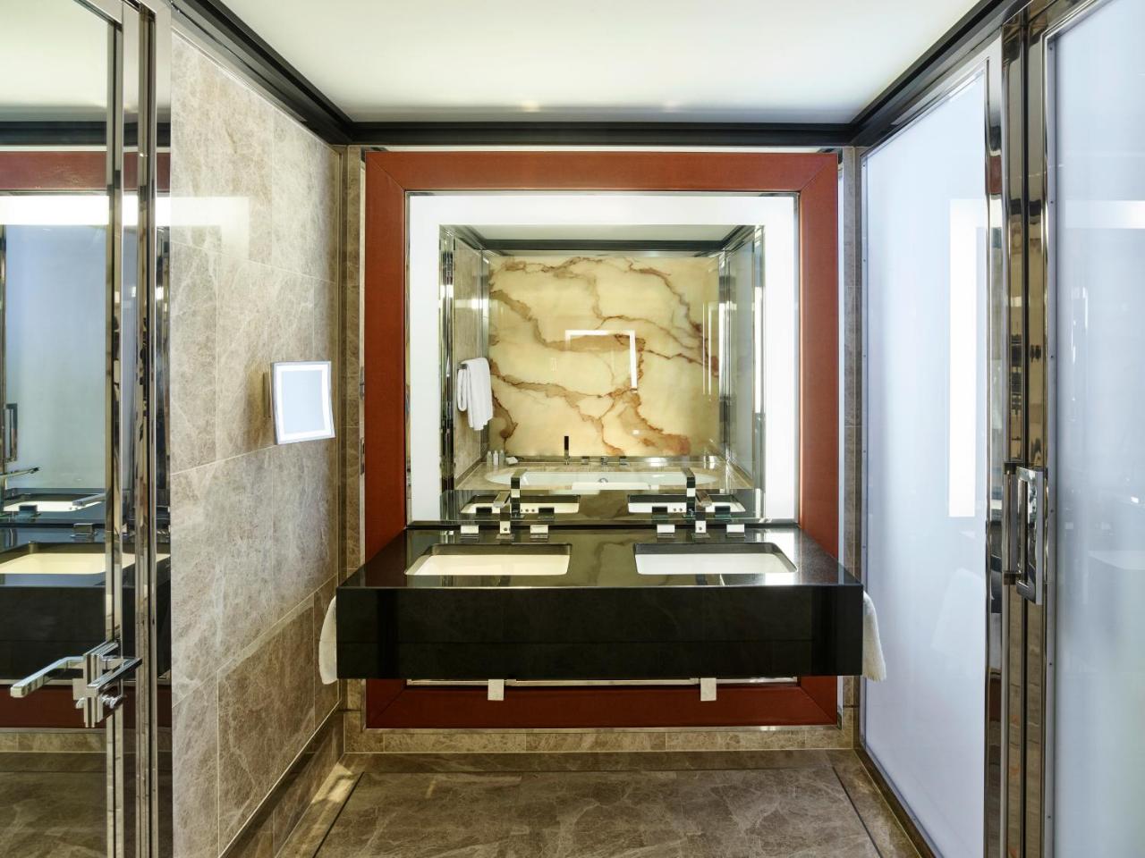 45 Park Lane - Dorchester Collection photo 3