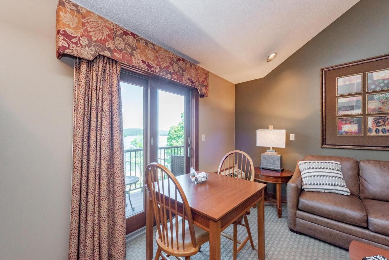 A313 Studio & Loft Lake View - 5