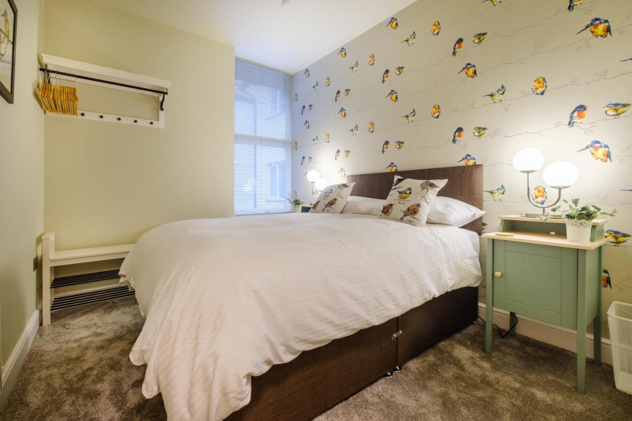Flat 2, The Old Antiques Warehouse - FREE off-site Health Club access with Pool, Sauna, Steam Room & Gym - 6