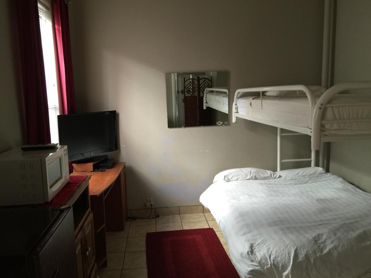 Photo - Avenues Hostel