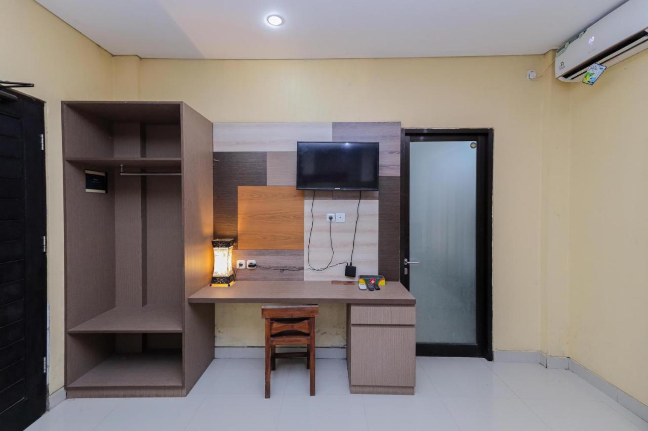 Urbanview Hotel WG Jimbaran Bali photo 2