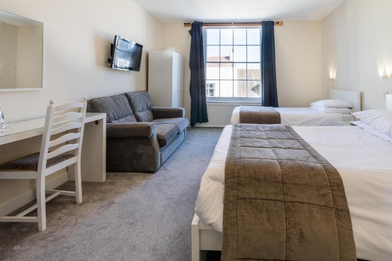 The George Hotel photo 2