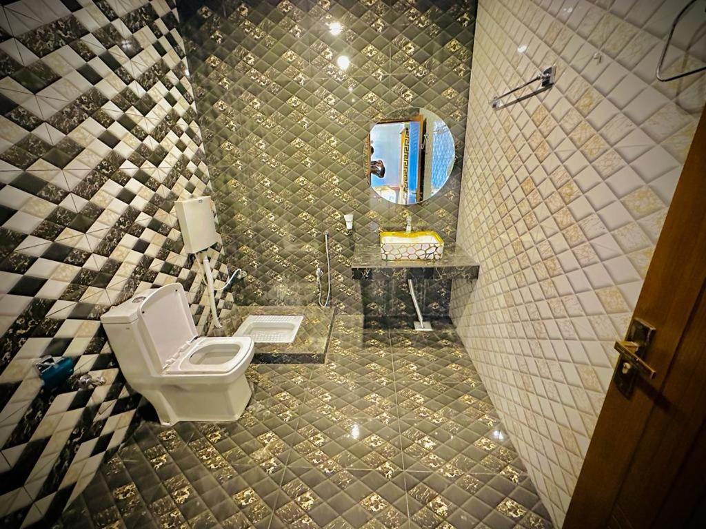 The Signature Hotel Multan photo 4