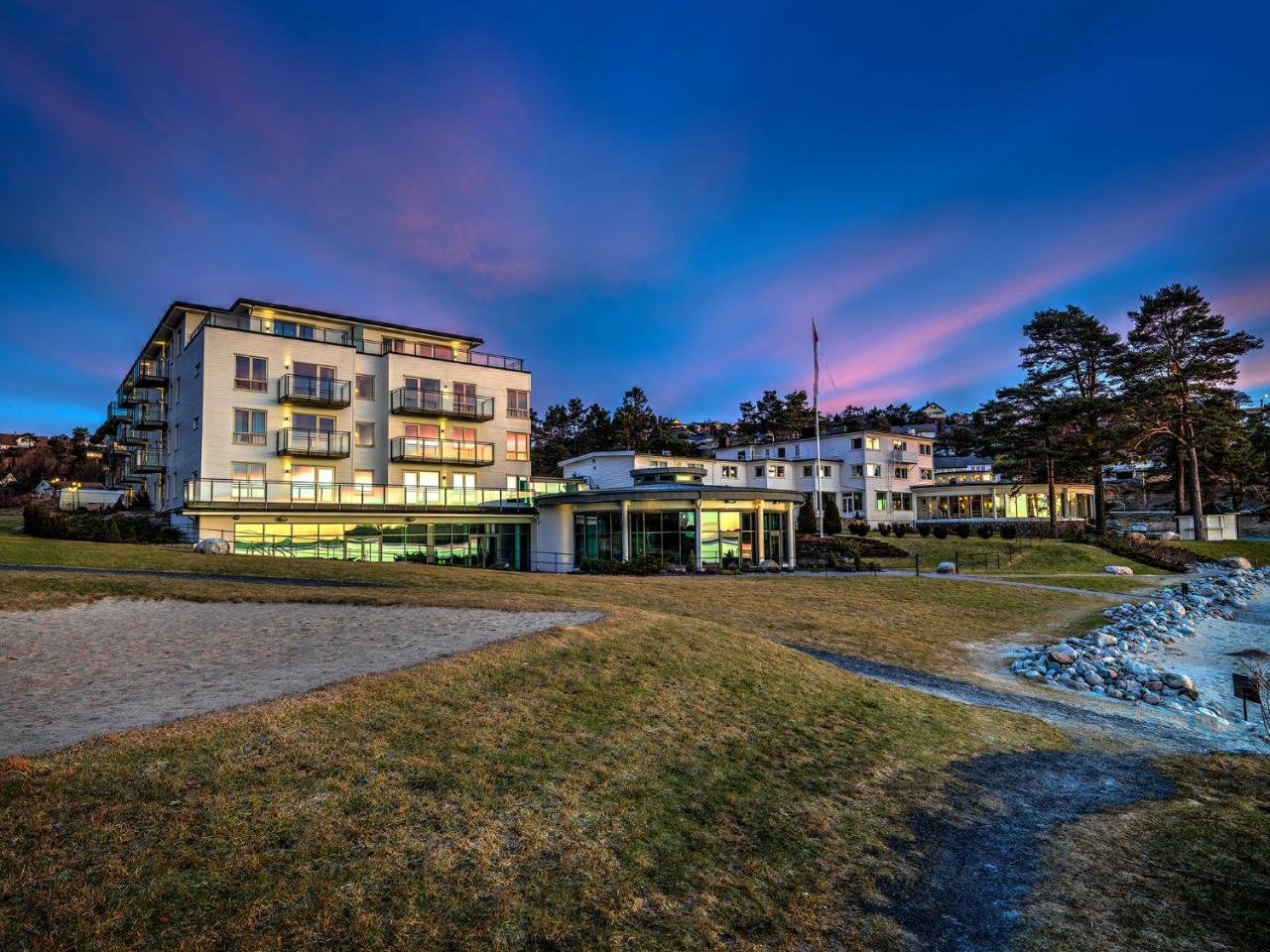 Strand Hotel Fevik - by Classic Norway Hotels - 3