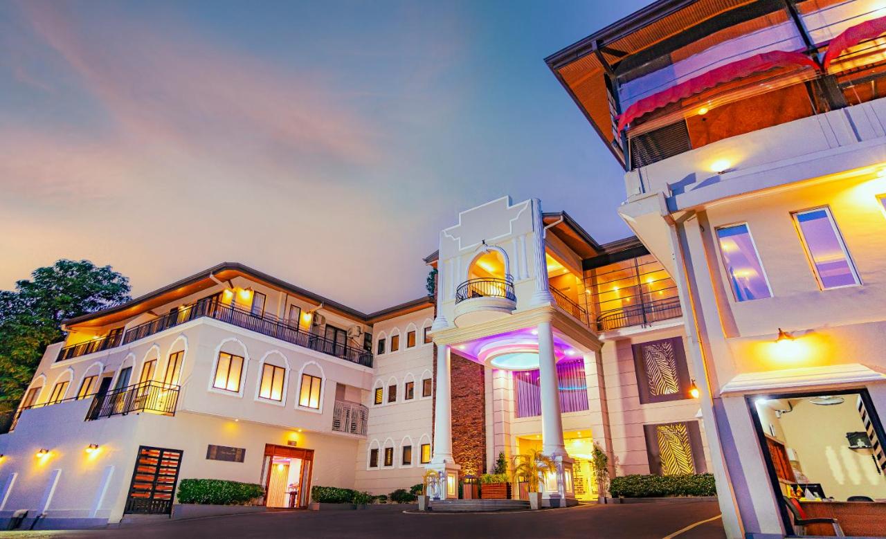 Royal Classic Resort