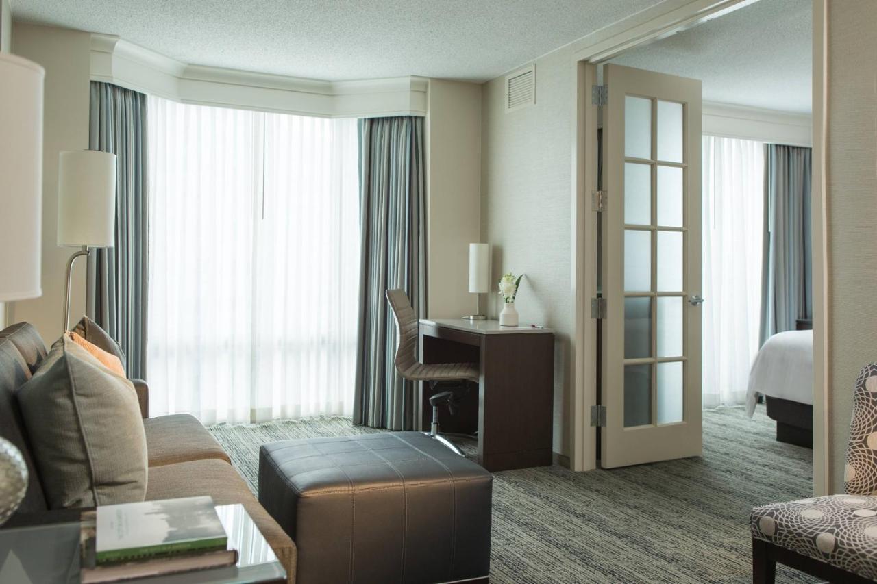 Hampton Inn & Suites by Hilton Downers Grove Chicago photo 3