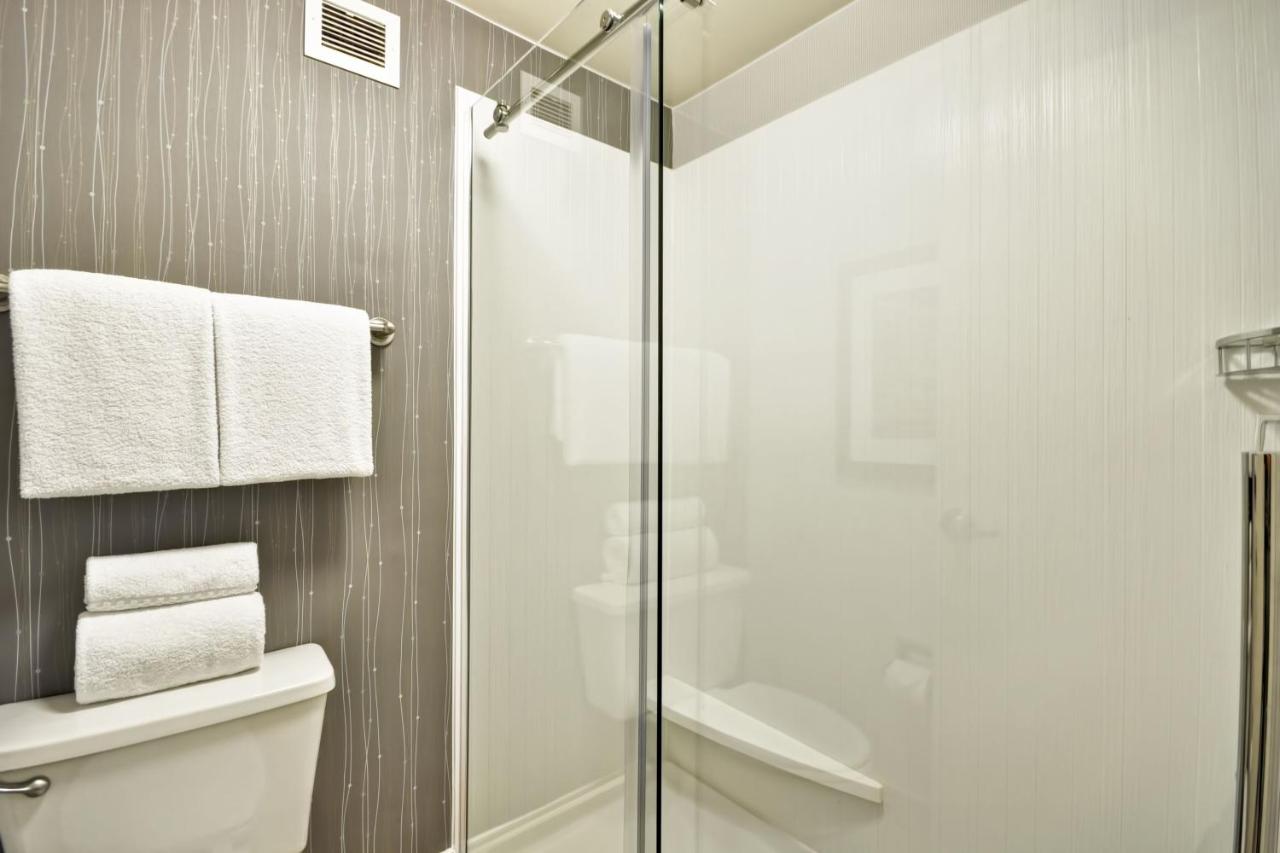 Courtyard by Marriott Dallas Medical/Market Center photo 3