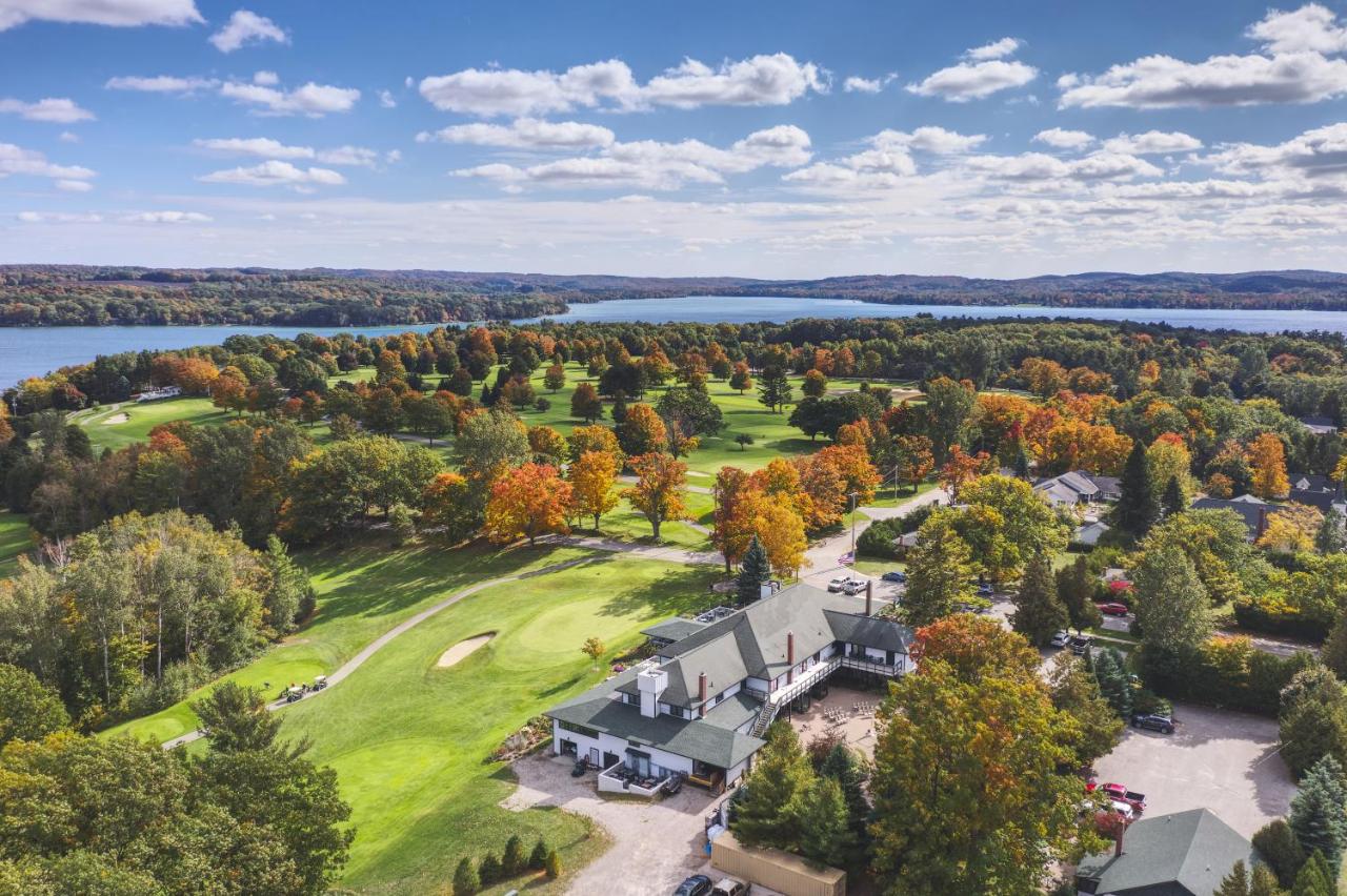 The Leland Lodge