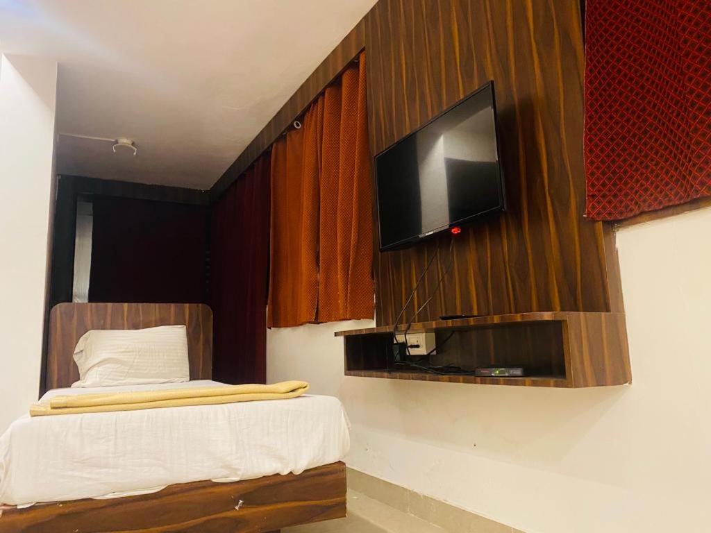 HOTEL A.K.INTERNATIONAL INN photo 2