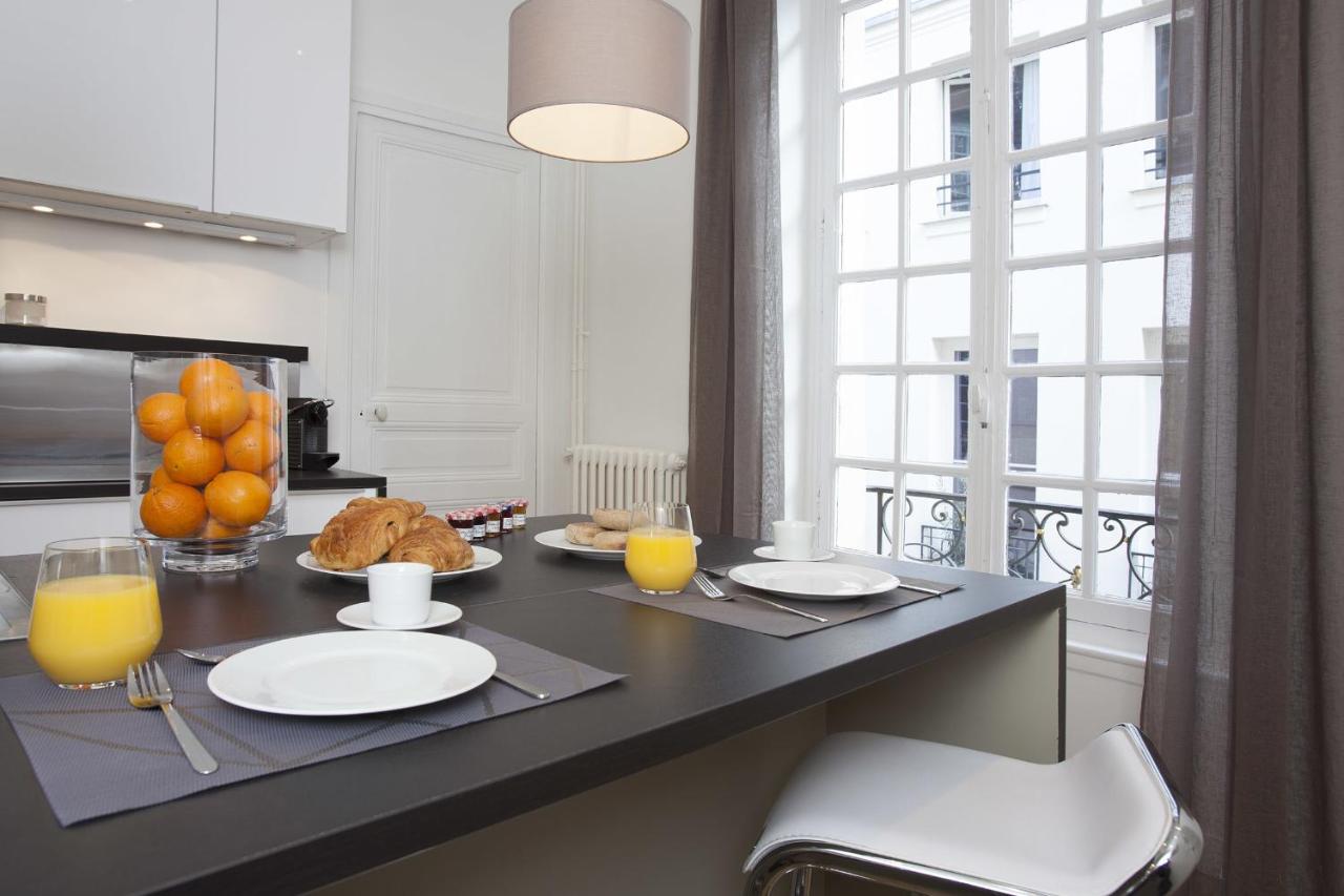 LivinParis - Luxury 2 Bedrooms Le Marais I photo 4