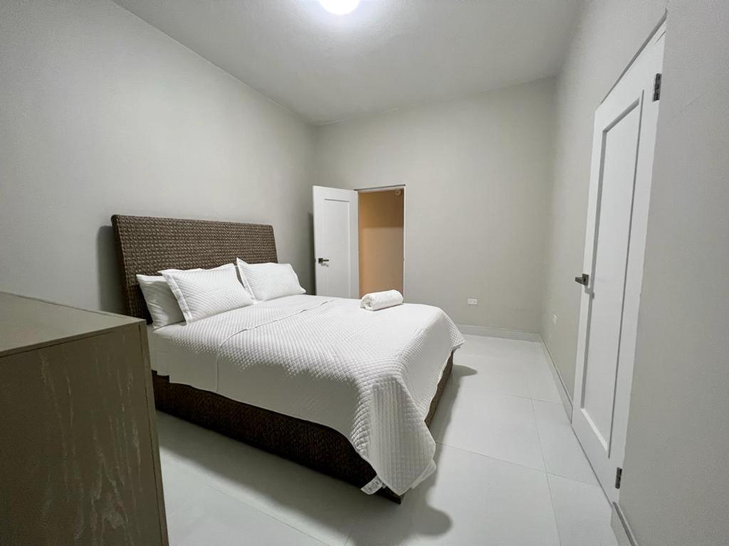 Stunning 3-Br Apt in Condado photo 4