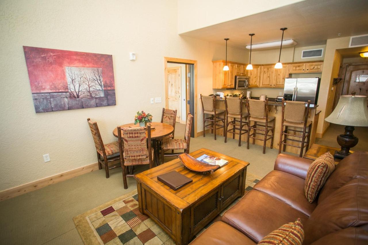 Huge Condo with Stunning Views from Oversized Deck Save 20% on 7 Nights! - 3