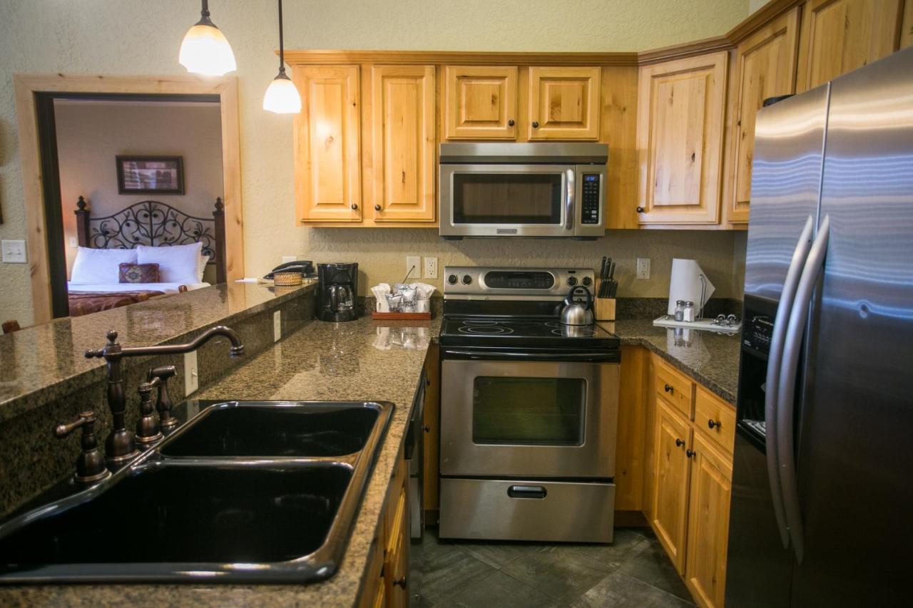 Large Condo, Steps Away from Canyons Village - 4
