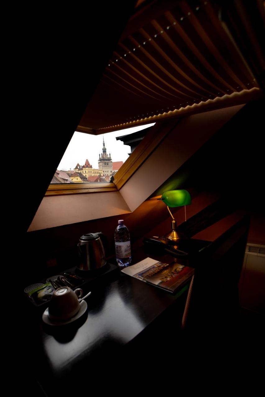Hotel Central Park Sighisoara photo 4