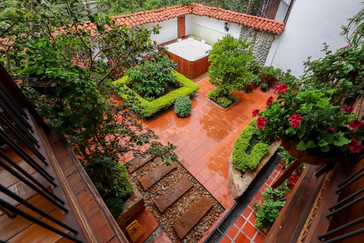 Casa Lola Hotel Boutique photo 2