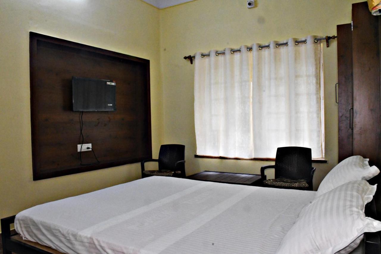 Jhargram Eshani Hotels and Guest House photo 4