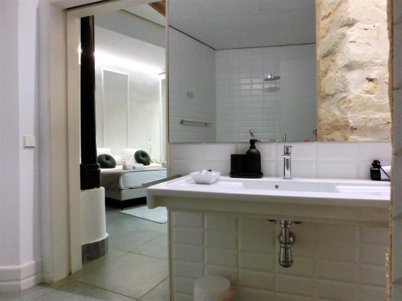 Les Monges Palace Boutique photo 4