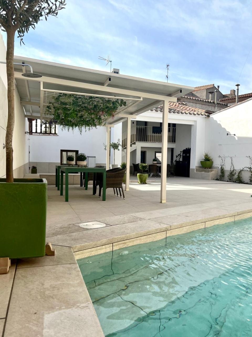 Tomé, Casa de Huéspedes - 2