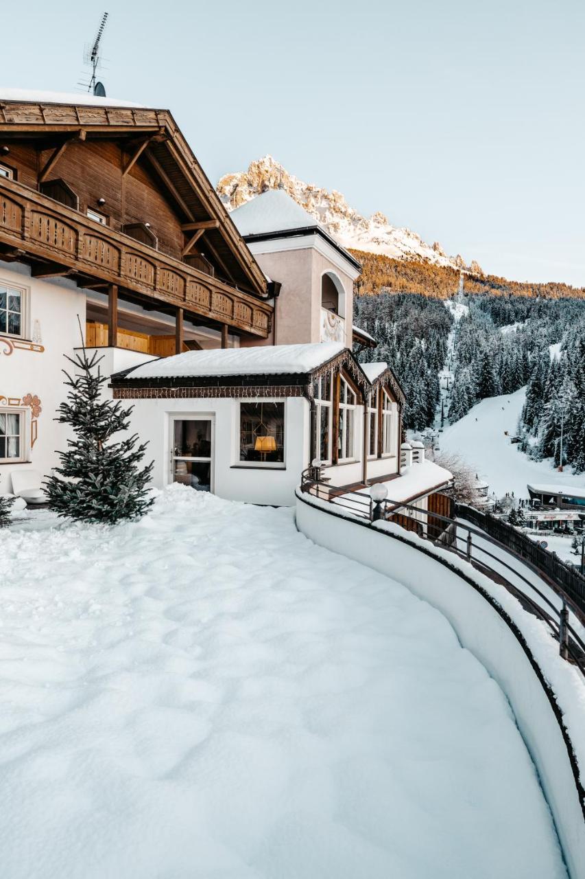 Hotel Obereggen photo 4