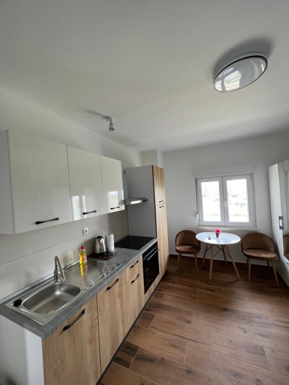 Guest House Ivan - 2