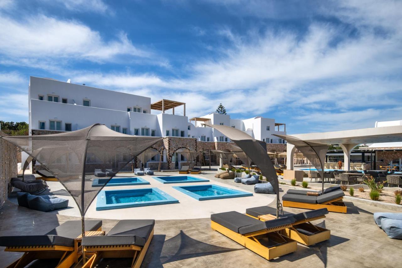 Aelia Luxury Suites - 3