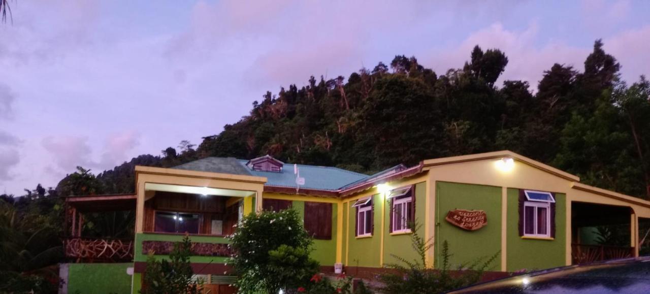 Serenity Lodges Dominica