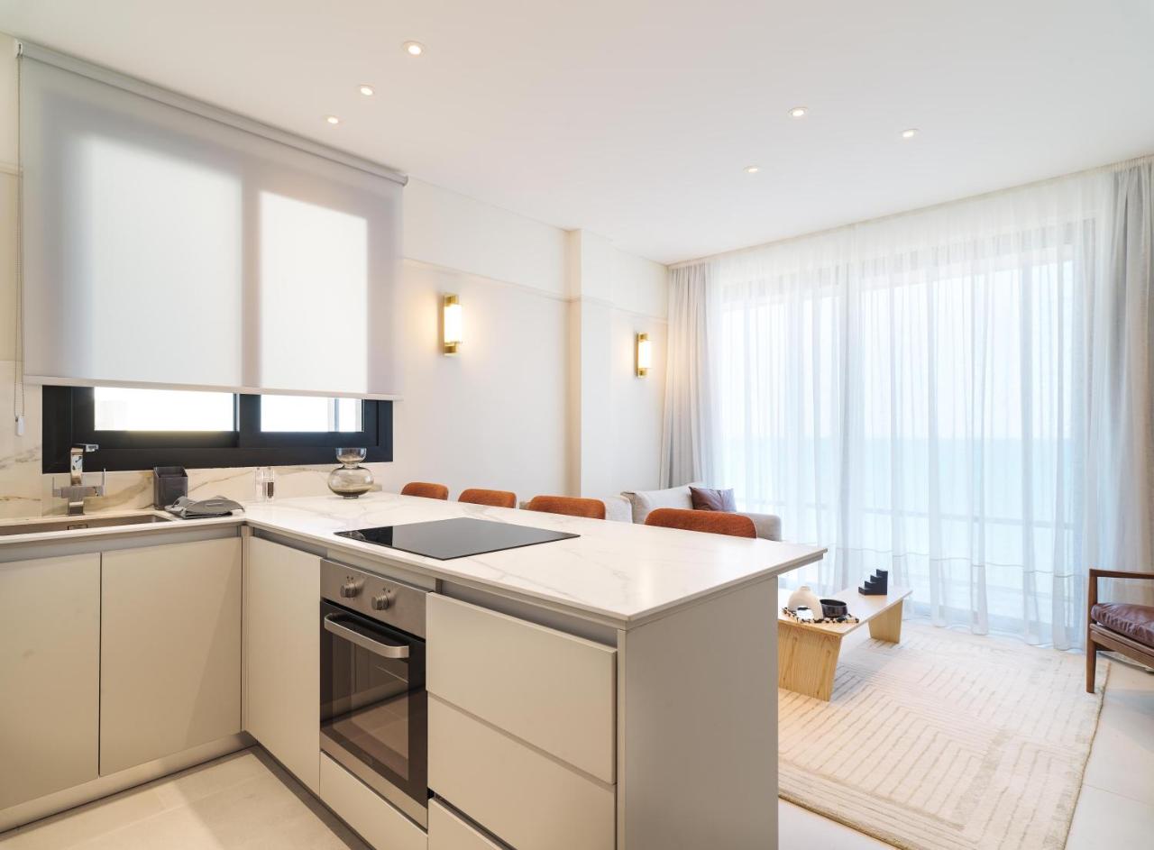LIV Mackenzie Beach Suites Larnaca ADULTS ONLY - 4