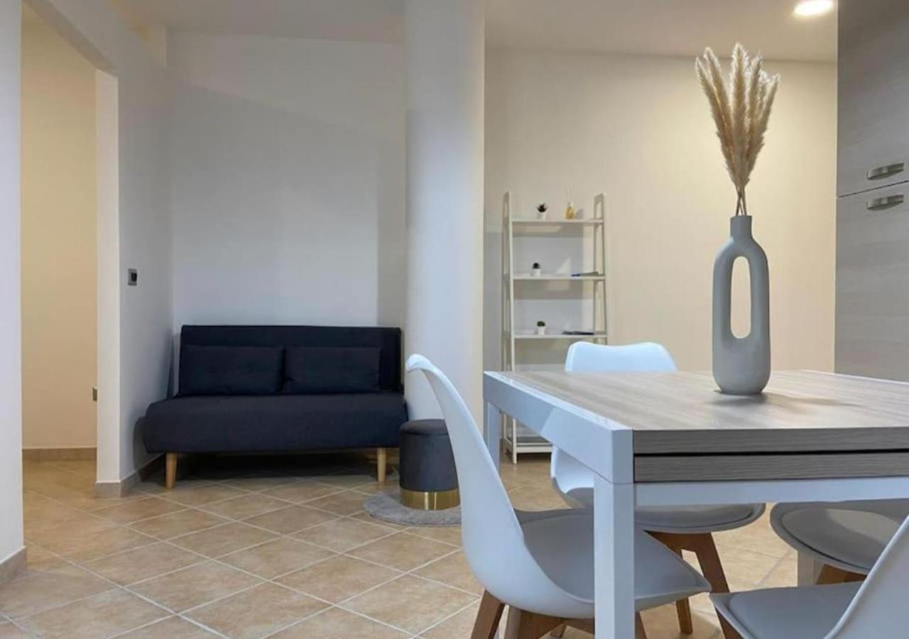 [Loft Comodo ed Elegante] • Wi-Fi e Colazione - 2