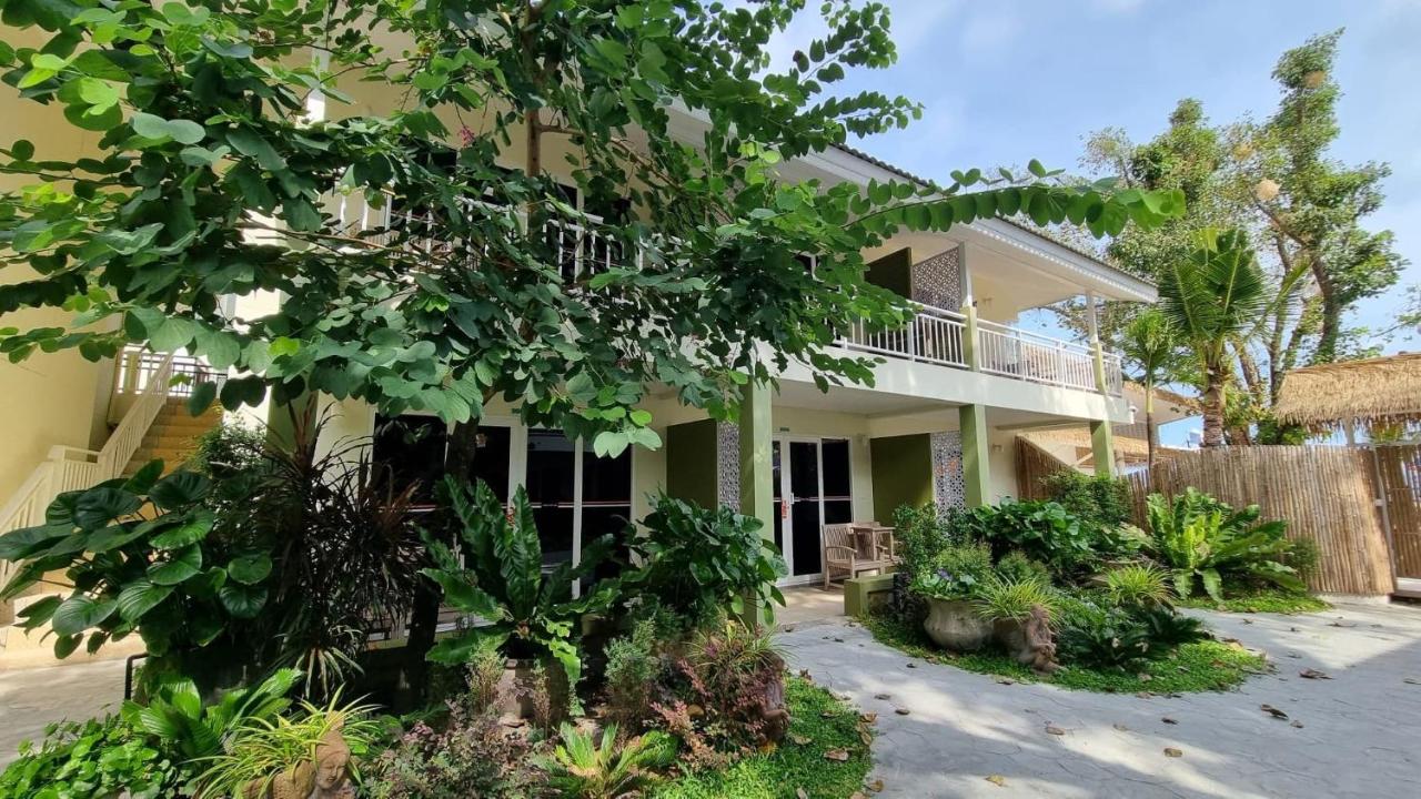 ARKbar Beach Club & Resort - Adults Only