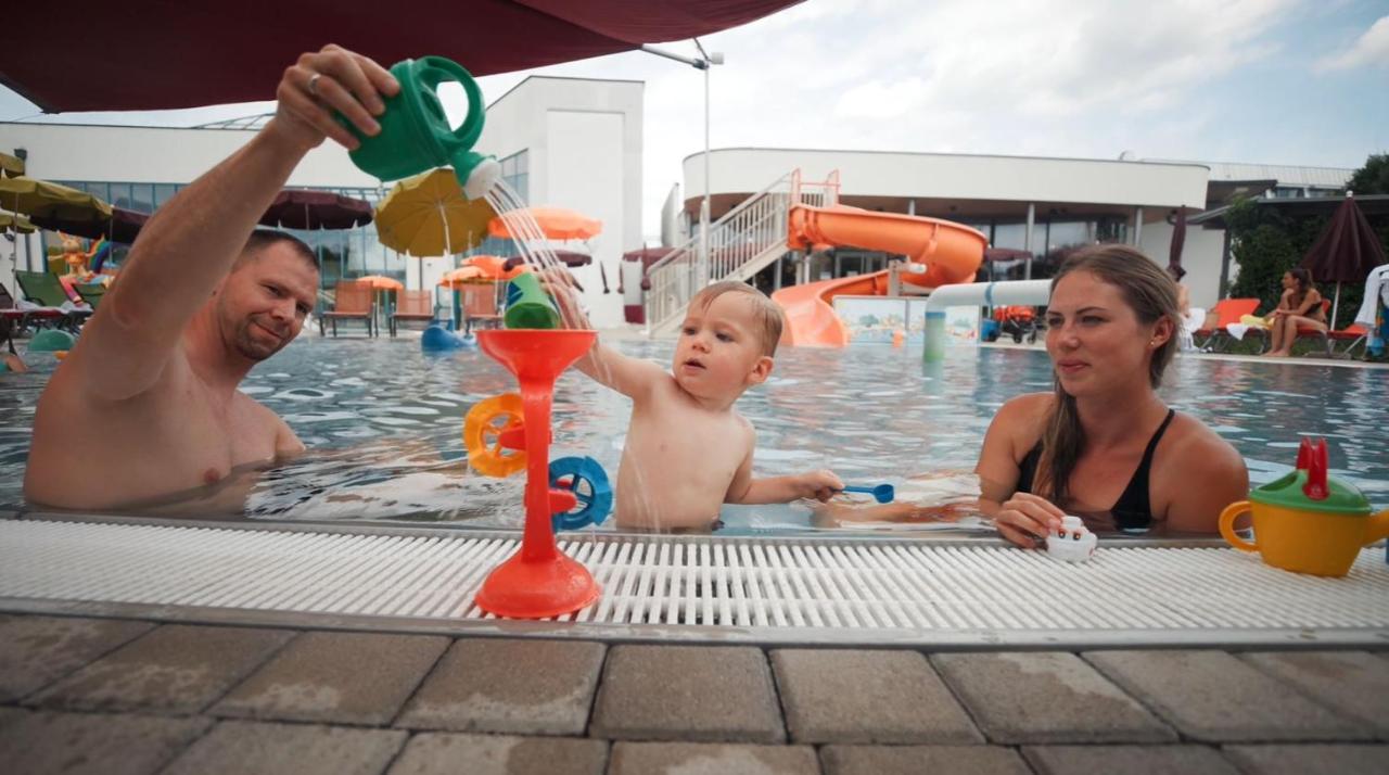 Hotel Sonnenpark & Sonnentherme inklusive - auch am An- & Abreisetag! photo 3