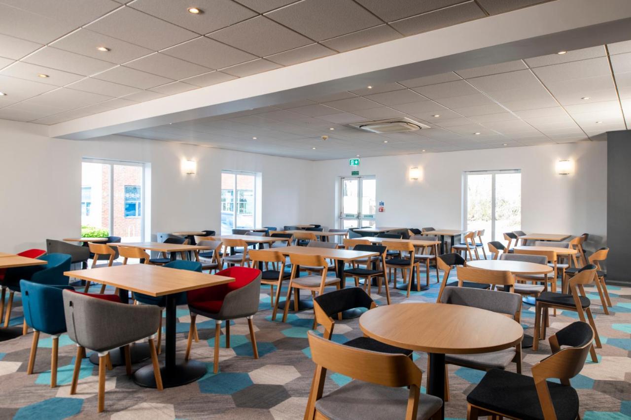 Holiday Inn Express Newcastle Gateshead by IHG - 2