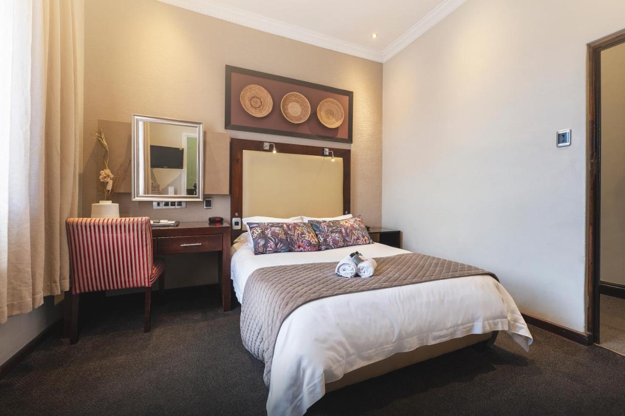 The Graham Hotel photo 3