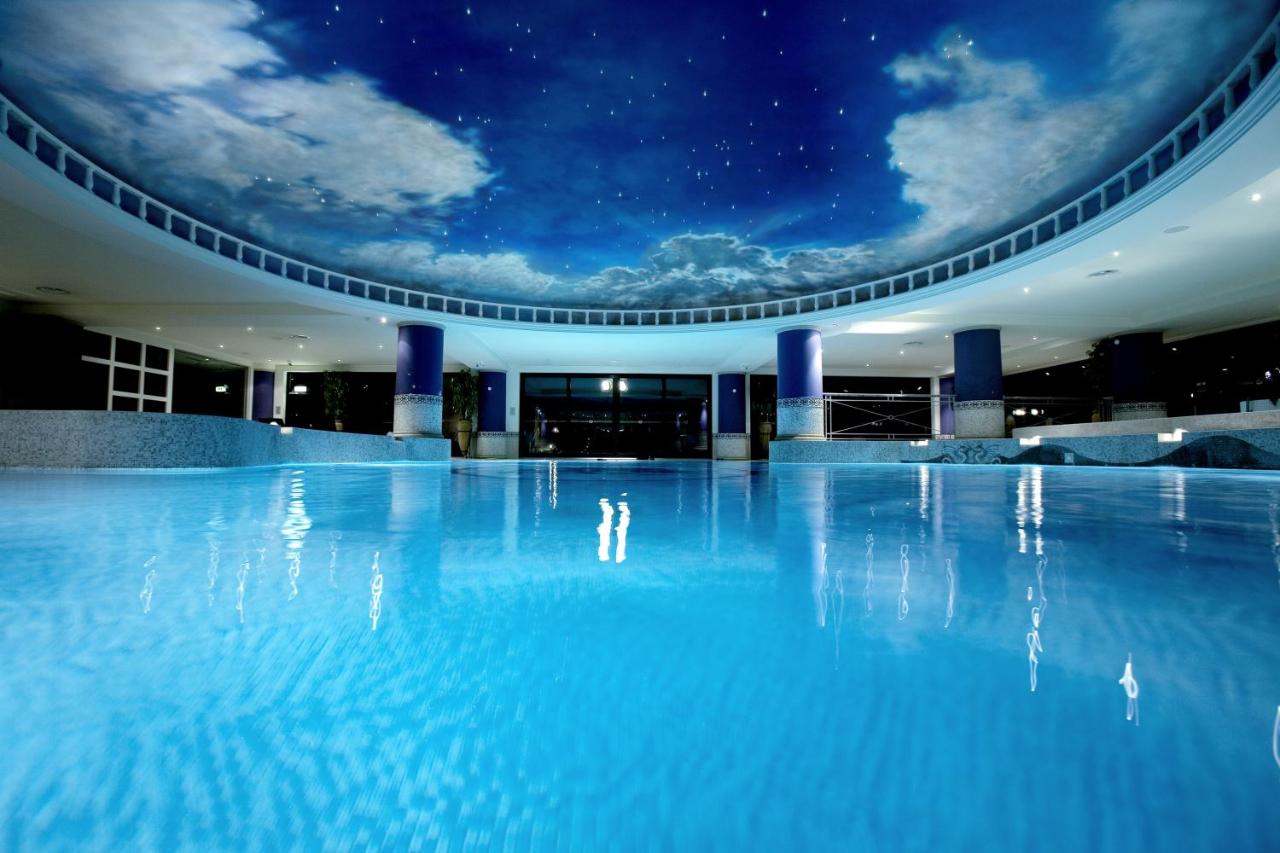 Photo - The Celtic Manor Resort