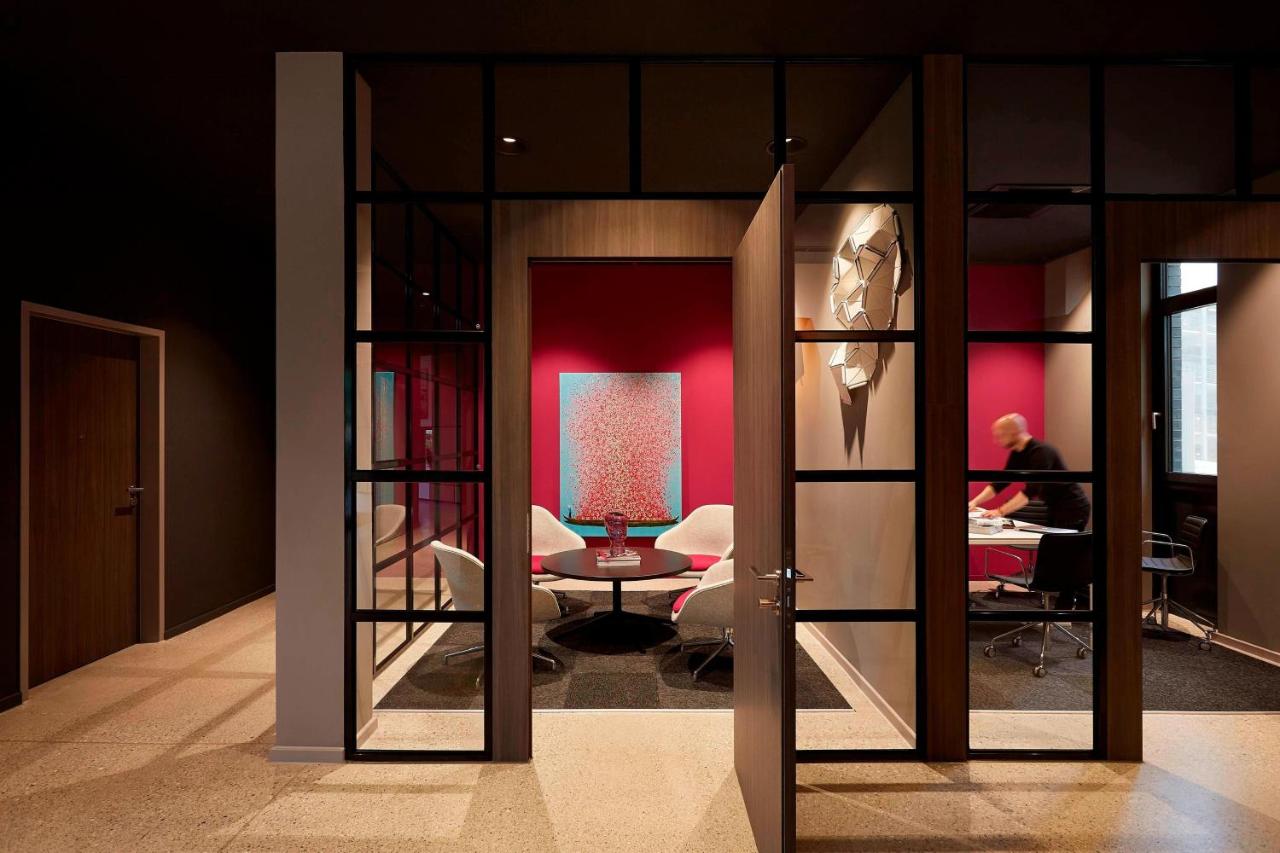 Moxy Munich Airport photo 3