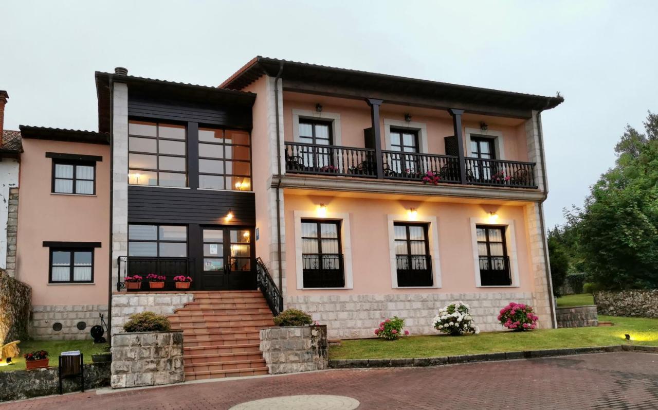 Hotel Rural El Texeu