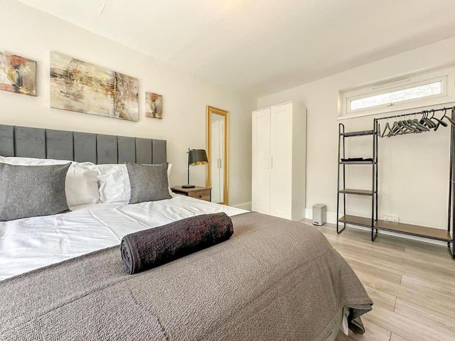 New Cosy Luxury 3 Bedroom House in Battersea London - 5