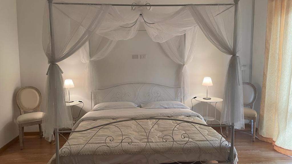 Doctor House standard, suites & luxury rooms - 2