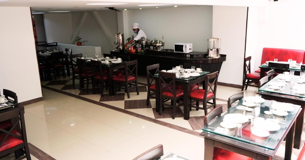 Photo - Hotel Expo Hotel Ferial