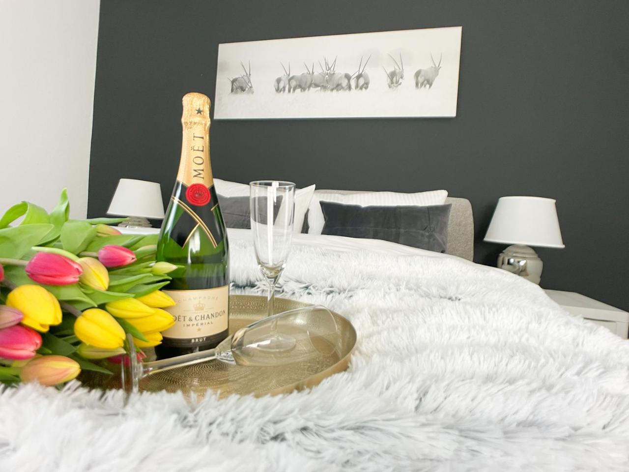 M-Style 01 Apartment mit Terrasse und Gasgrill, 24h Self-Check-In, Free Parking, Netflix - 2