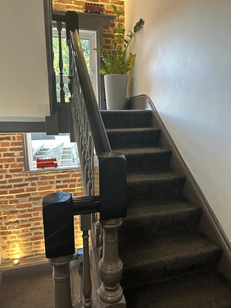 Green Corner Villa - Walls Hill - Cosy Luxury Apartment in Central Torquay with Free Parking & EV - 6