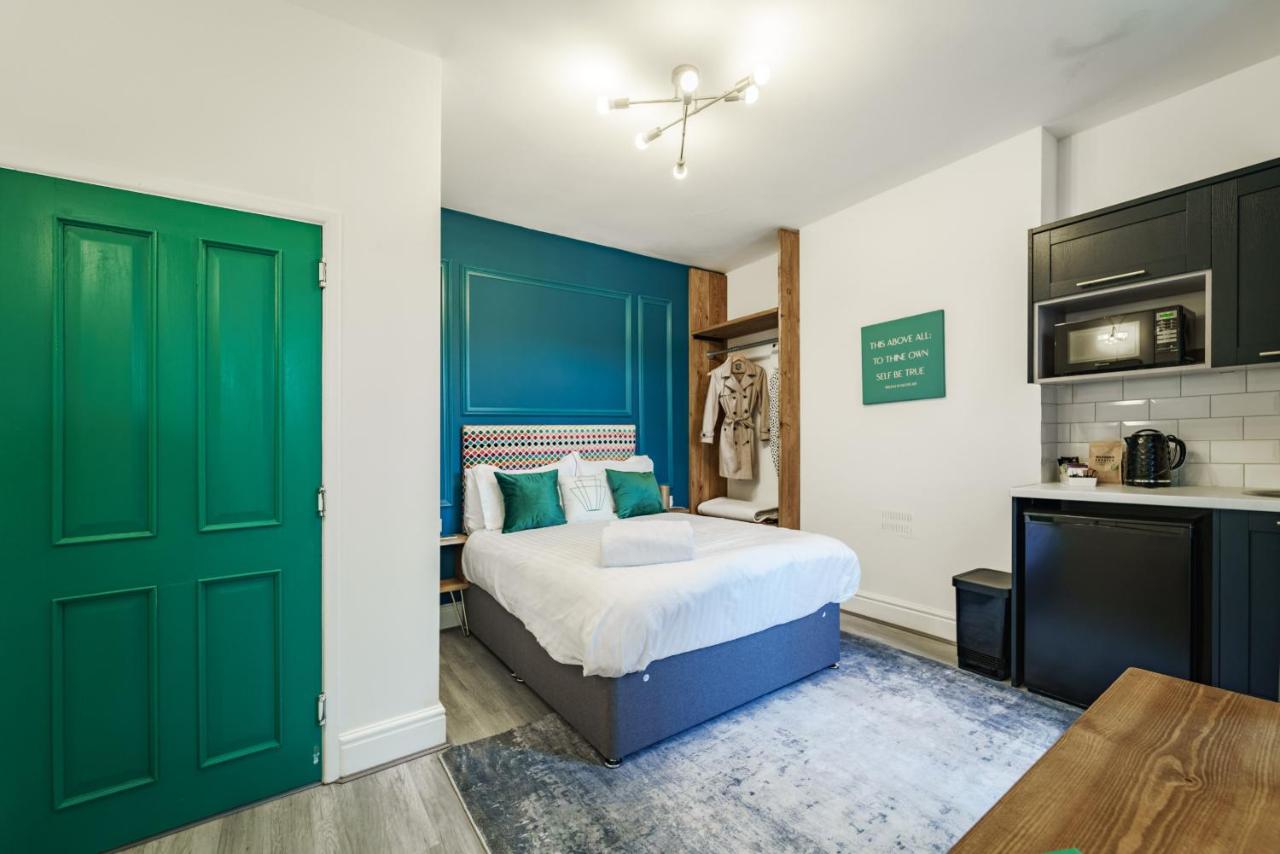 The Adelphi Aparthotel photo 2
