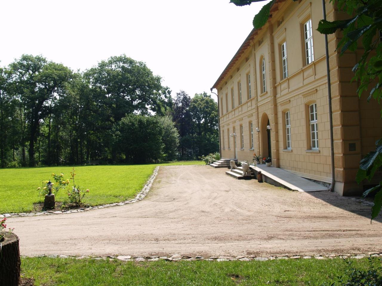 Landhaus Schloss Kölzow - 6