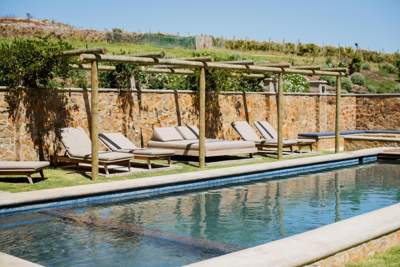 Stanford Valley Country Lodge photo 2
