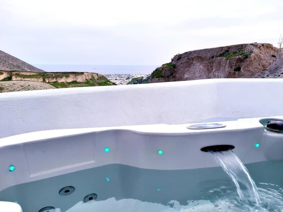 Amazing Vineyard View Luxury Villa with juccuzi! - 4