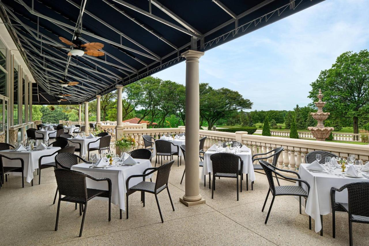 The Drake Oak Brook, Autograph Collection photo 4