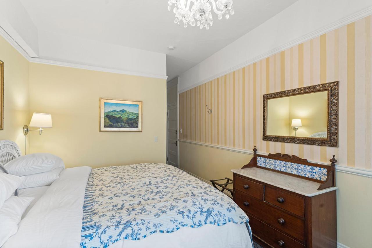 Golden Gate Hotel photo 4