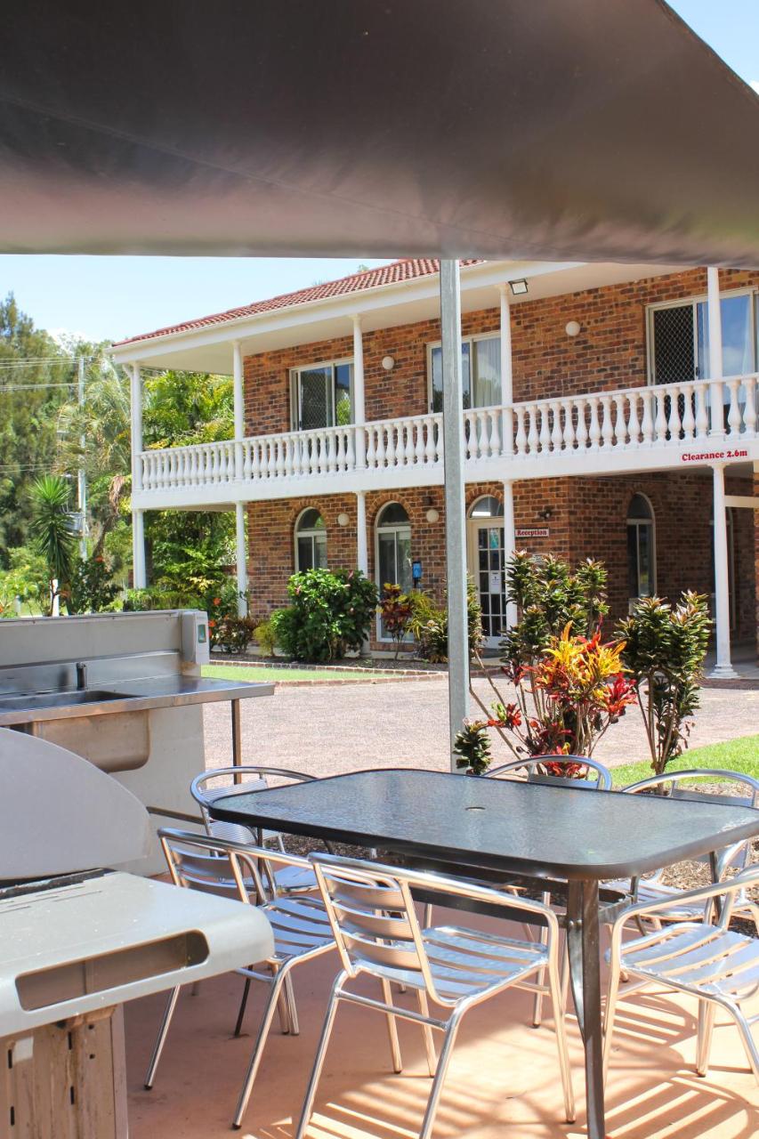 Aston Motel Yamba photo 2