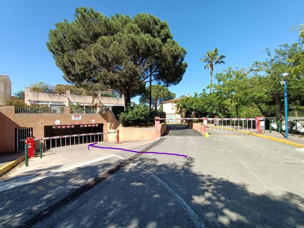 Port Cogolin, T2 calme dans belle résidence, piscine, proche St Tropez - 3